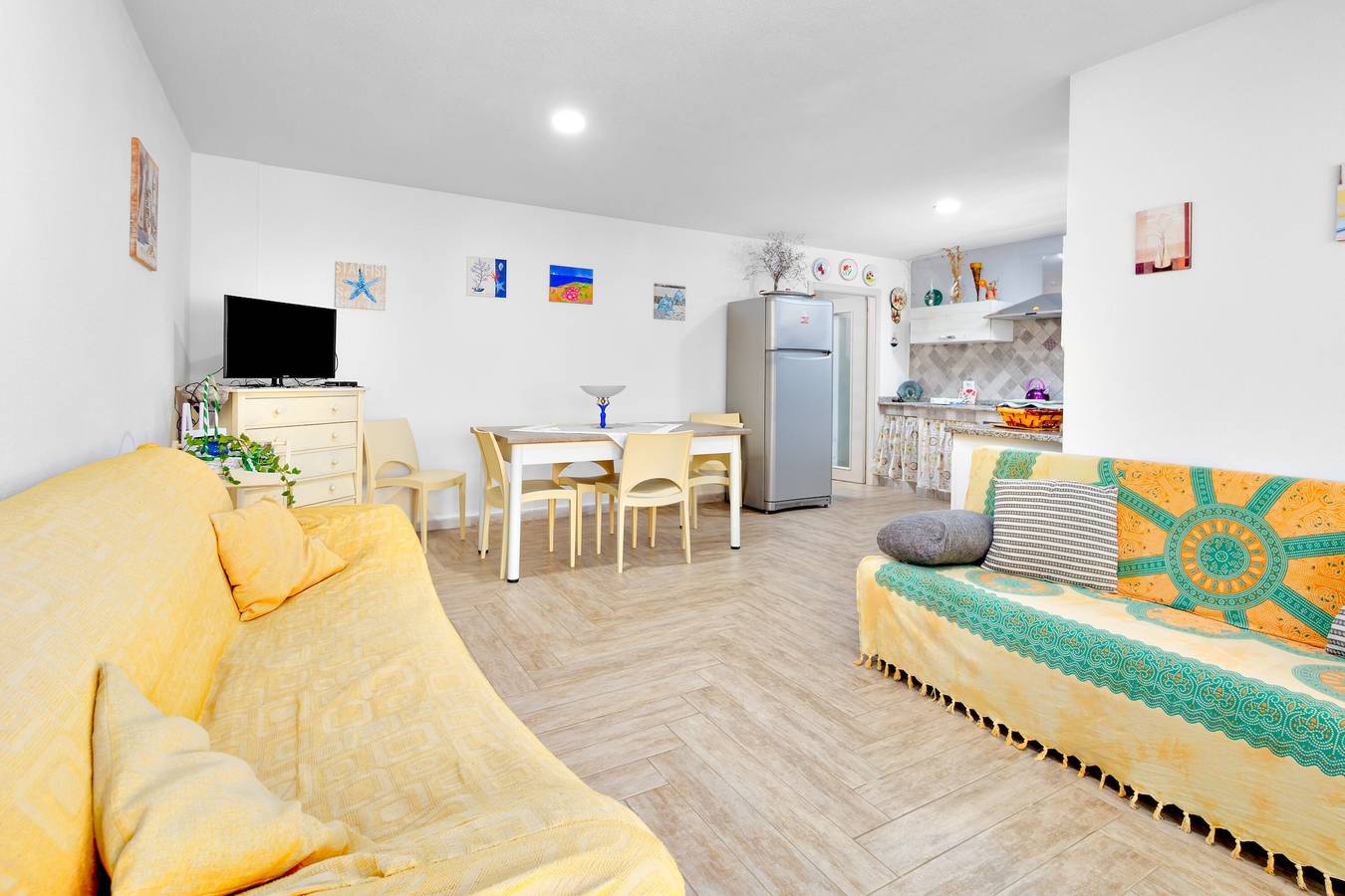 Appartamento intero, Appartamento vacanze "Caterina" con terrazza condivisa e Wi-Fi in Iscra E Voes, Provincia di Nuoro