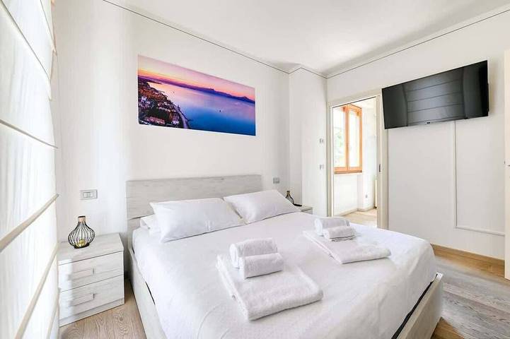 Ganze Wohnung, Pearl House - Sirmione Holiday (Privater Jacuzzi) in Santa Maria di Lugana, Sirmione