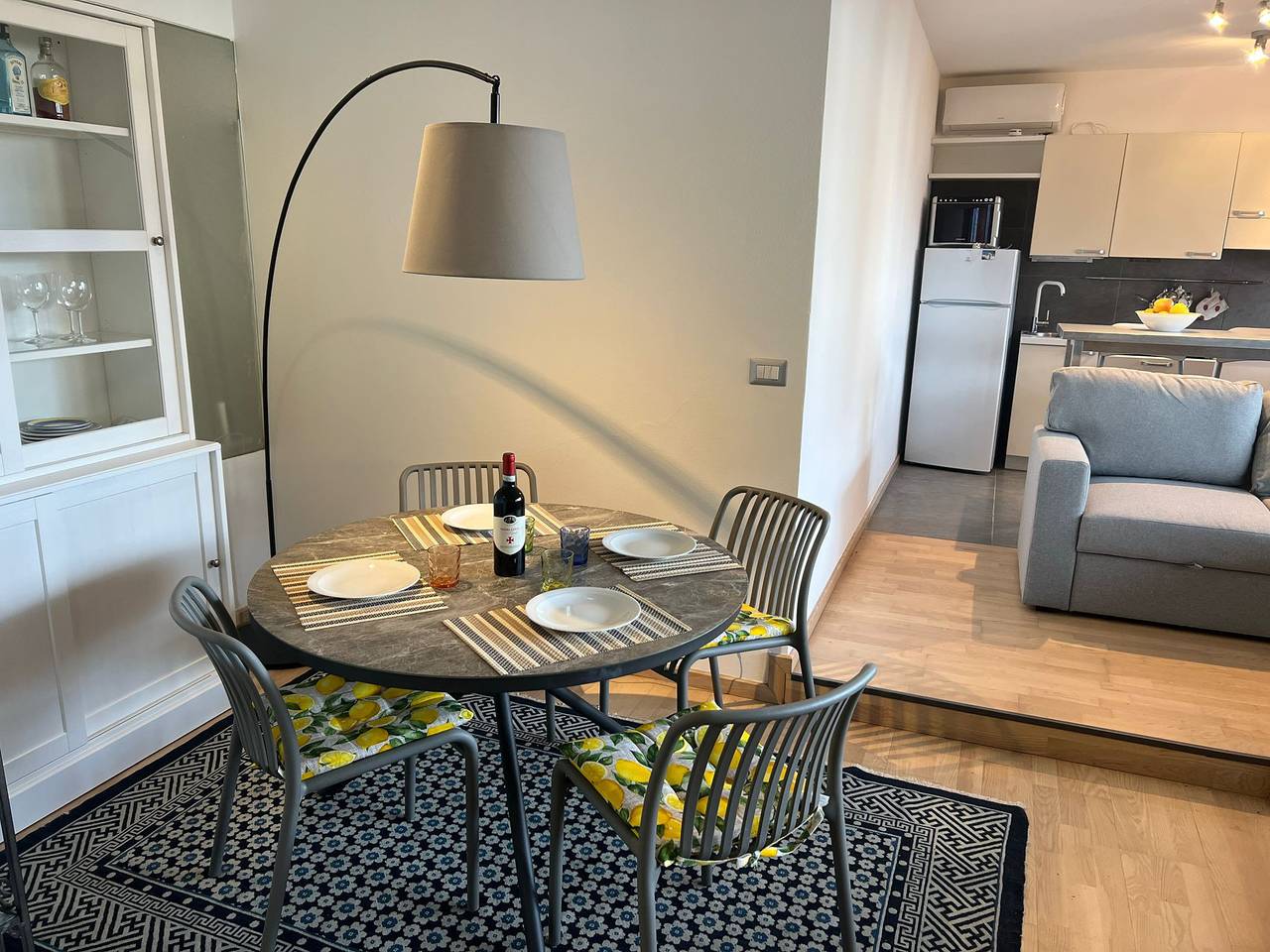 Ganze Wohnung, Inaya apartment in Oggebbio with pool in Oggebbio, Oggebbio Gemeinde