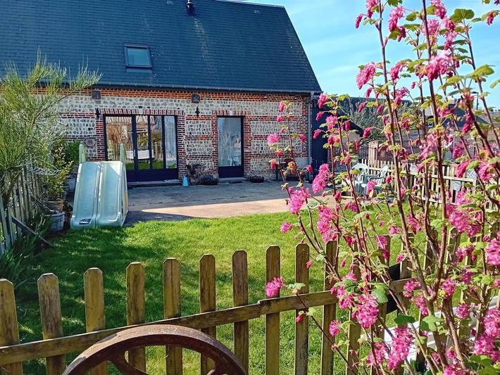 Gîte pour 7 personnes, avec terrasse et jardin à Saint-Jouin-Bruneval - 2