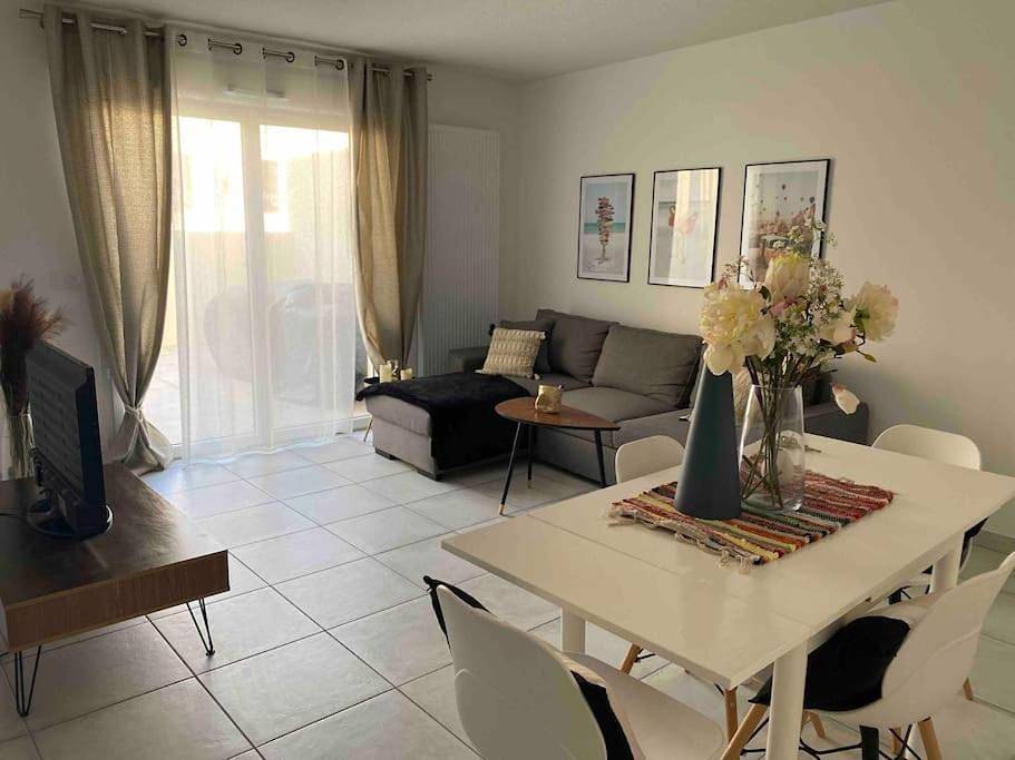 Appartement entier, Les Coteaux Yourhosthelper in Saint-Jean-de-Védas, Côte méditerranéenne (France)