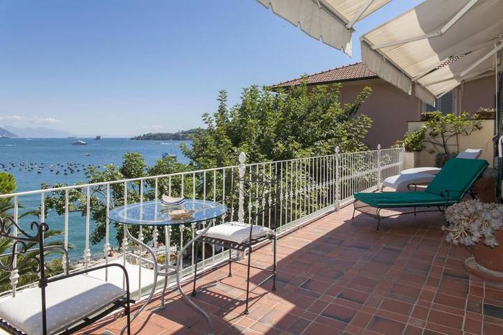 Casa vacanza per 4 persone, con Balcone e Terrazza nonché Giardino e Panorama a Comune di Porto Venere