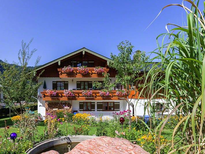 Hütte für 4 Personen, mit Balkon und Balkon/Terrasse, kinderfreundlich im Berchtesgadener Land - 2