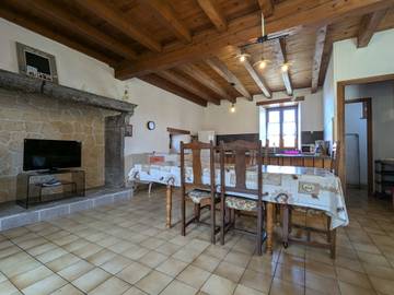 Gîte pour 6 Personnes dans Pinols, Haute-Loire, Photo 3