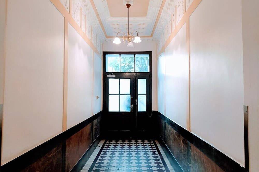 Ganze Wohnung, Legale Ferienwohnung im Prenzlauer Berg Nähe Helmholtzplatz in Prenzlauer Berg Berlin, Berlin