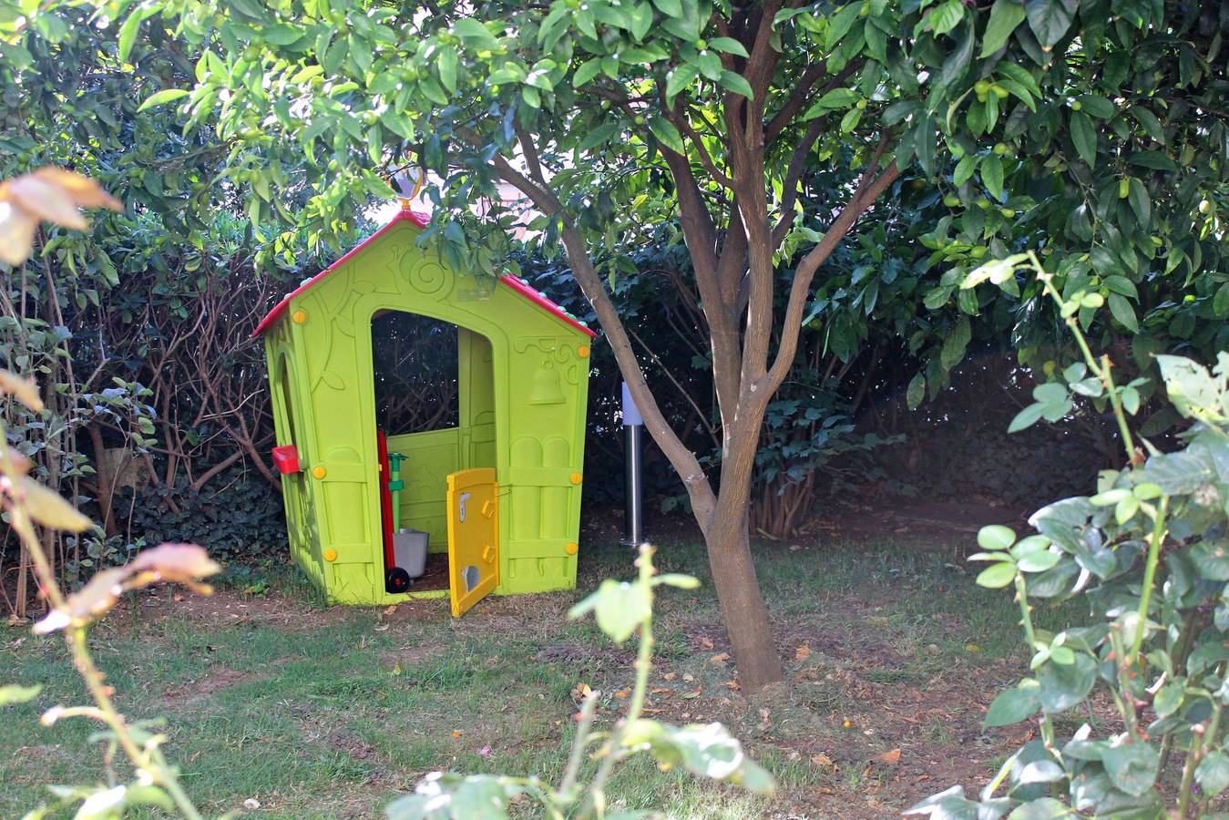 Ganze Wohnung, 1-Zimmer-Ferienwohnung mit Terrasse und Meerblick Kozino, Zadar A-5749-c in Strand Kožino, Zadar (Kommun)