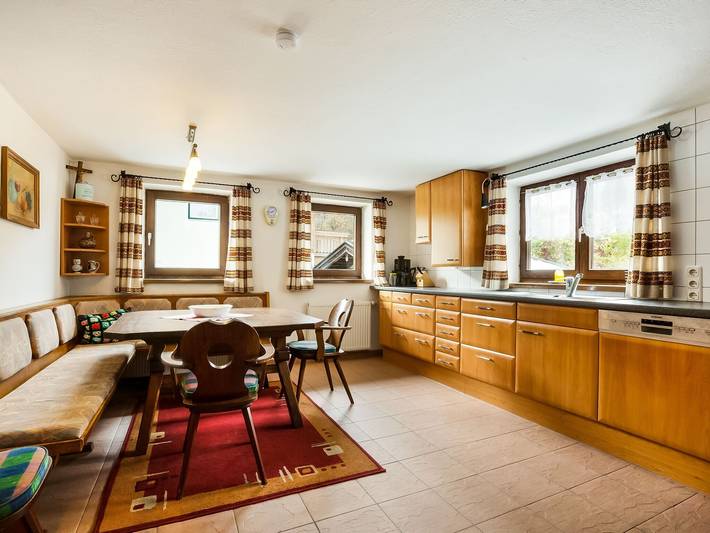 Ferienhaus für 16 Personen, mit Balkon und Garten in Jochberg - 3