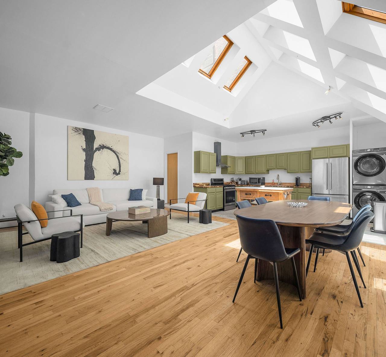 Entire apartment, Noho Penthouse 4Br Ph Noho Loft with 2 000 Sqft Private Roof in Manhattan, New York City