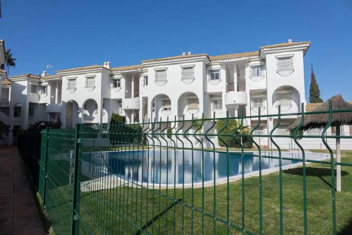 Apartamento para 4 personas, con terraza y piscina en Sancti Petri