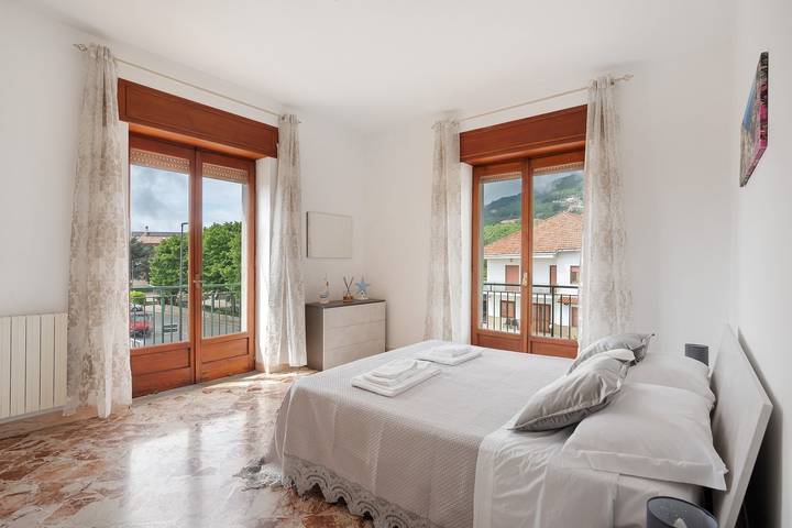Gîte pour 6 personnes, avec jardin et balcon à Agerola