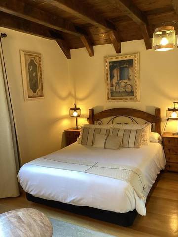 Hotel para 2 personas, con vistas y terraza en Valle de Salazar