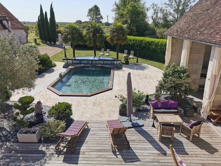 Location de vacances pour 5 personnes, avec Jacuzzi et Terrasse ainsi que Jardin et Piscine à Choussy