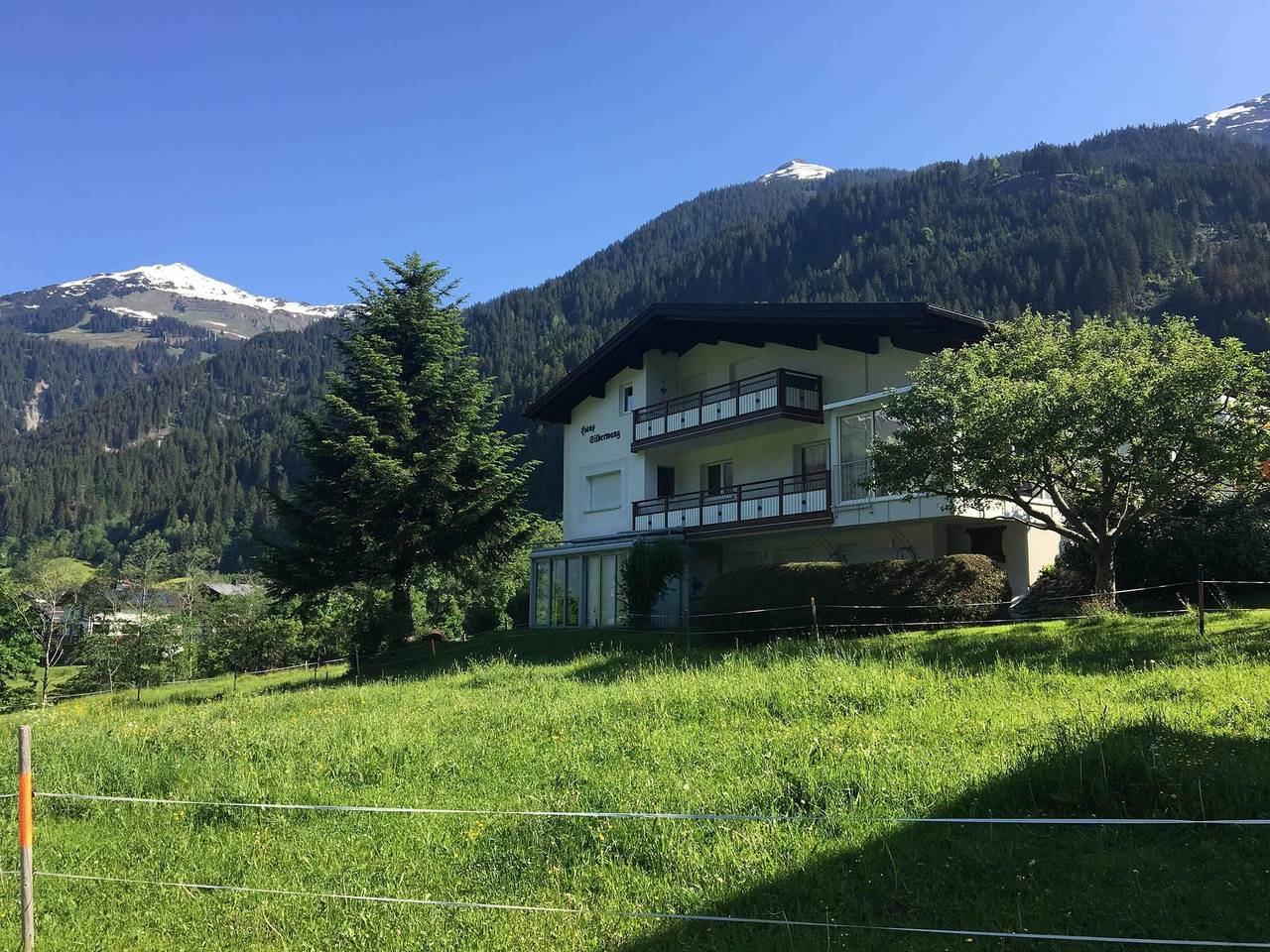 Ganze Ferienwohnung, Apartment/3 Schlafräume/3 Dusche, Wc in Sankt Gallenkirch, Verwall