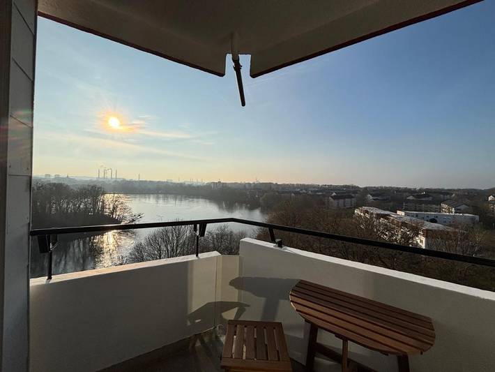 Ferienwohnung für 2 Personen, mit Balkon und Seeblick sowie Ausblick
