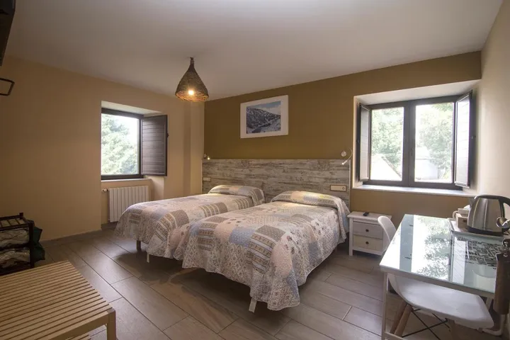 Auberge pour 3 personnes, avec vue et jardin - 1