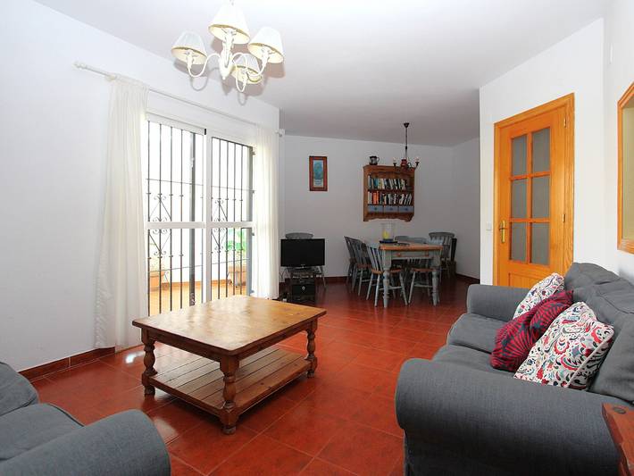Entire apartment, Valparaiso Apartment Burriana Beach in Playa de Burriana, Nerja