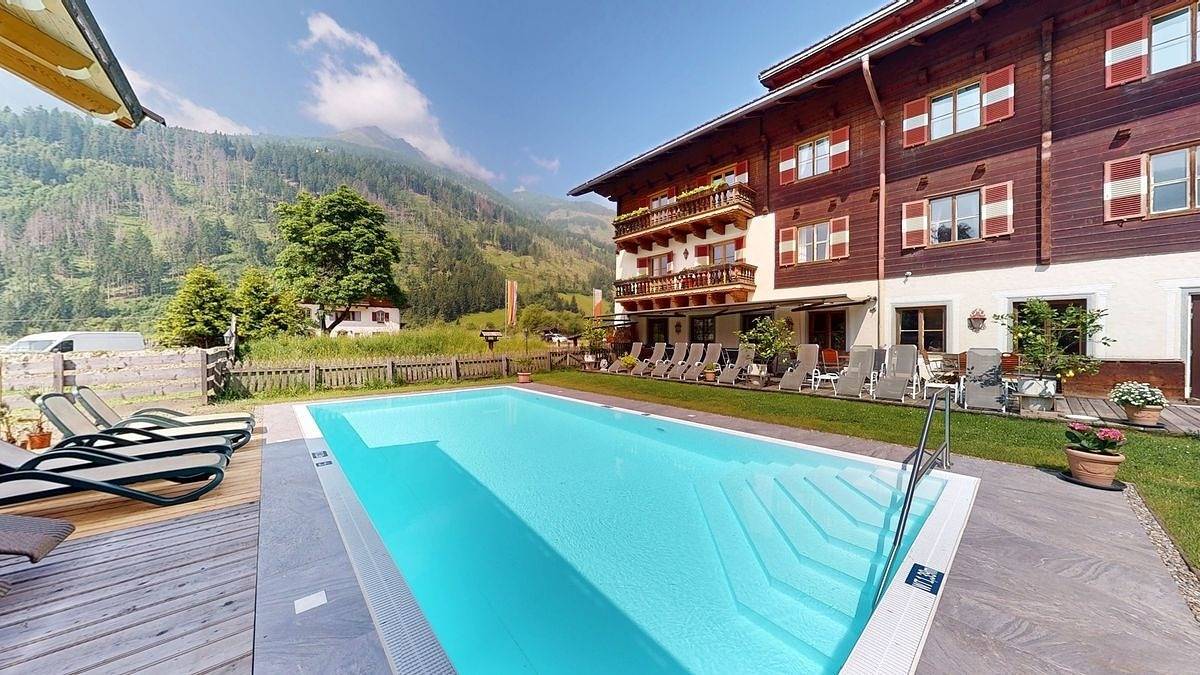 Urlaub am Großglockner Schlosswirt Chalet Ii by Fewo-Plan in Großkirchheim, Oberkärnten