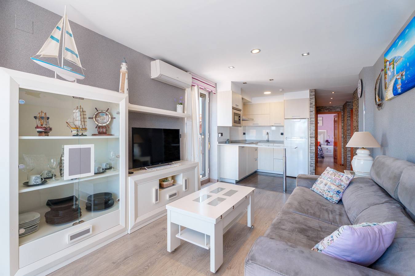 Apartamento entero, Apartamento 'Segrelles' con Wi-Fi y aire acondicionado in Canet de Berenguer, Costa de Valencia
