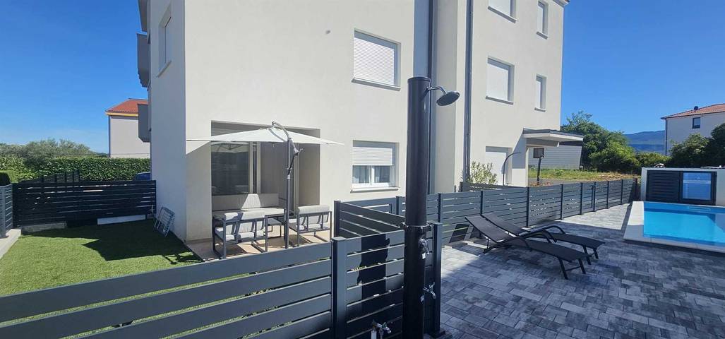 Ferienwohnung für 5 Personen, mit Terrasse und Pool in Silo (Krk) - 4