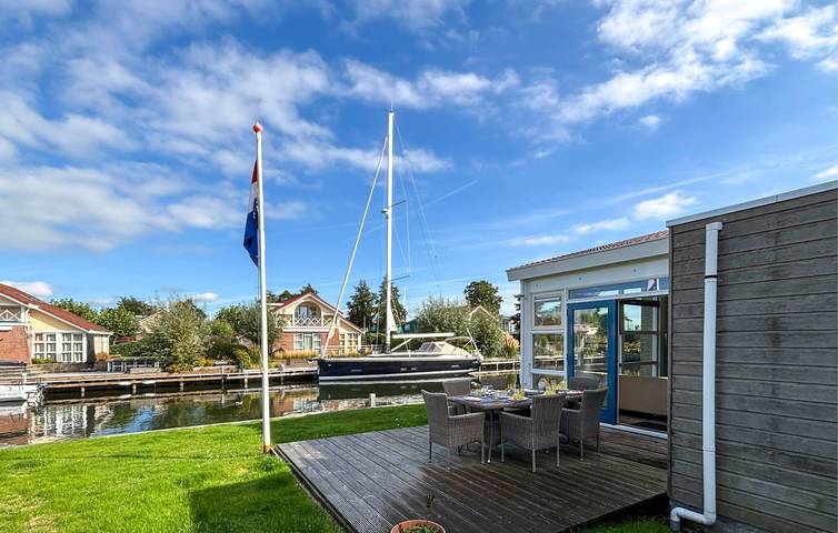 Ferienhaus für 7 Personen mit Terrasse in Workum, Ijsselmeer
