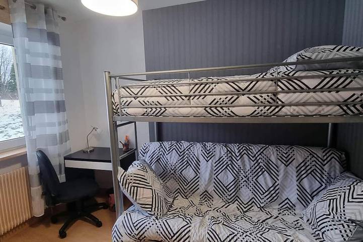 Gîte pour 10 personnes, avec balcon/terrasse et terrasse à La Bourgonce - 4