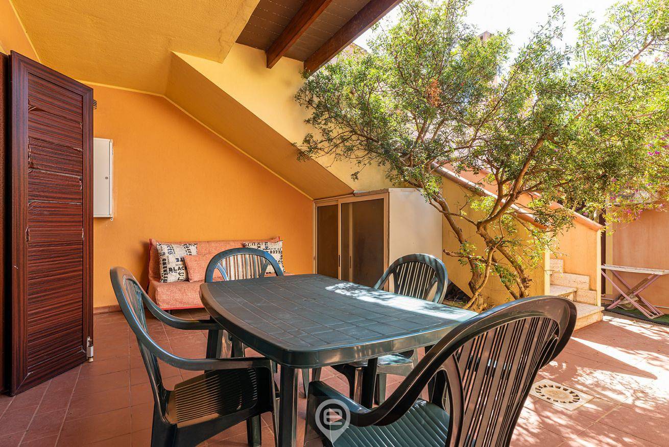 Entire apartment, Coastal Apartments - Comfort in Funtana Meiga, Sardinia