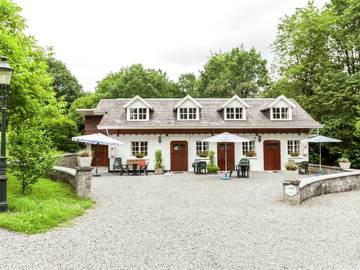 Ferienwohnung für 2 Personen, mit Garten, kinderfreundlich in der Luxemburg Provinz