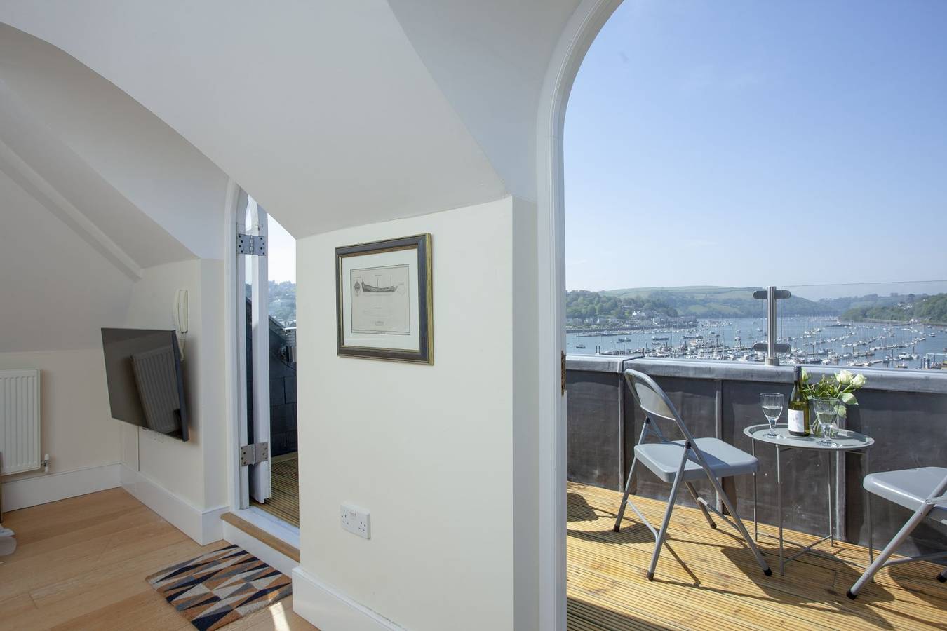 Entire holiday apartment, Waterview House in Kingswear, Devon