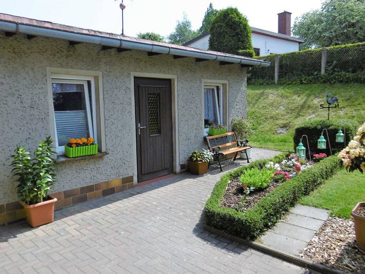 Bungalow für 2 Personen, mit Garten auf Rügen - 2