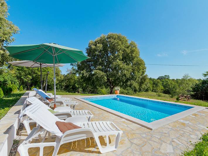 Ferienhaus für 8 Personen, mit Ausblick und Terrasse sowie Garten, mit Haustier - 1
