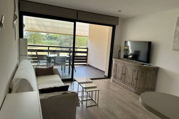 Gîte pour 3 personnes, avec piscine dans Golf de Saint Cyprien