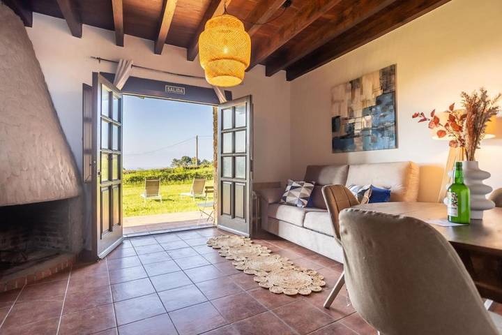 Chalet para 4 personas, con Balcón y Terraza además de Jardín y Vistas en Villaviciosa 