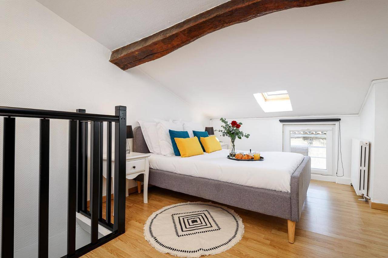 Appartement entier, One-Bedroom Apartment in Libourne, Région de Libourne