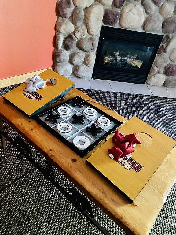 Entire Cozy Villa 2 min Near Starved Rock! in Starved Rock State Park