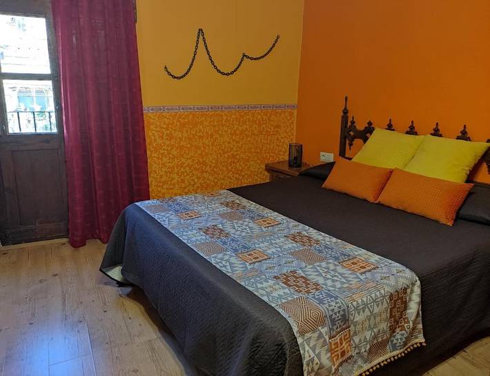 Casa rural para 11 personas, con Balcón y Terraza además de Piscina y Vistas en Miravete de la Sierra - 4