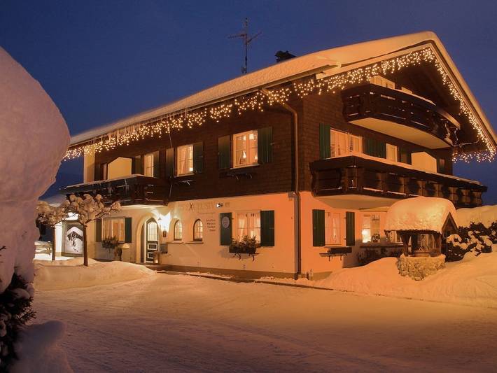 Ferienhaus für 2 Personen, mit Garten und Sauna sowie Balkon und Whirlpool