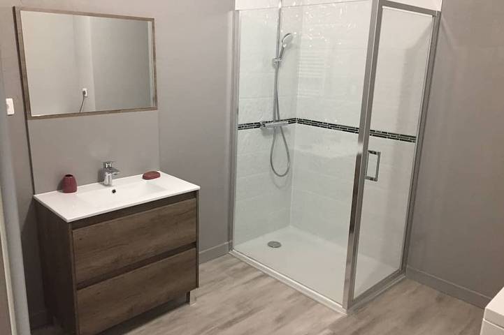 Gîte pour 6 personnes dans Lac de Bonlieu - 4