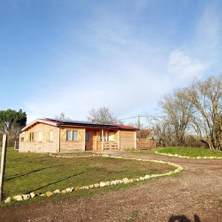 Camping pour 7 personnes, avec Jacuzzi et Terrasse ainsi que Jardin et Sauna