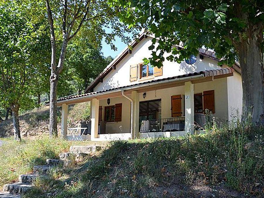 Camping l'Ardéchois - Chalet 7 persons - Grand Confort 85 m² (85 m²) in Gluiras, Parc naturel régional des Monts d'Ardèche