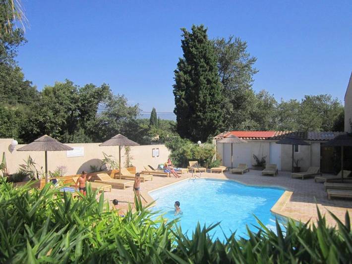 Location de vacances pour 4 personnes, avec terrasse et piscine à Le Pradet - 3