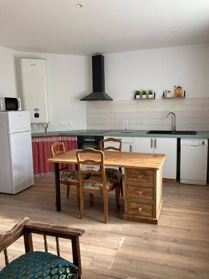 Gîte pour 3 personnes, avec jardin et terrasse à Châteaulin - 3