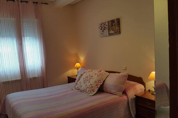 Appartement entier, Liencres, plages à proximité. wifi gratuit. Rez-de-chaussée in Liencres, Piélagos