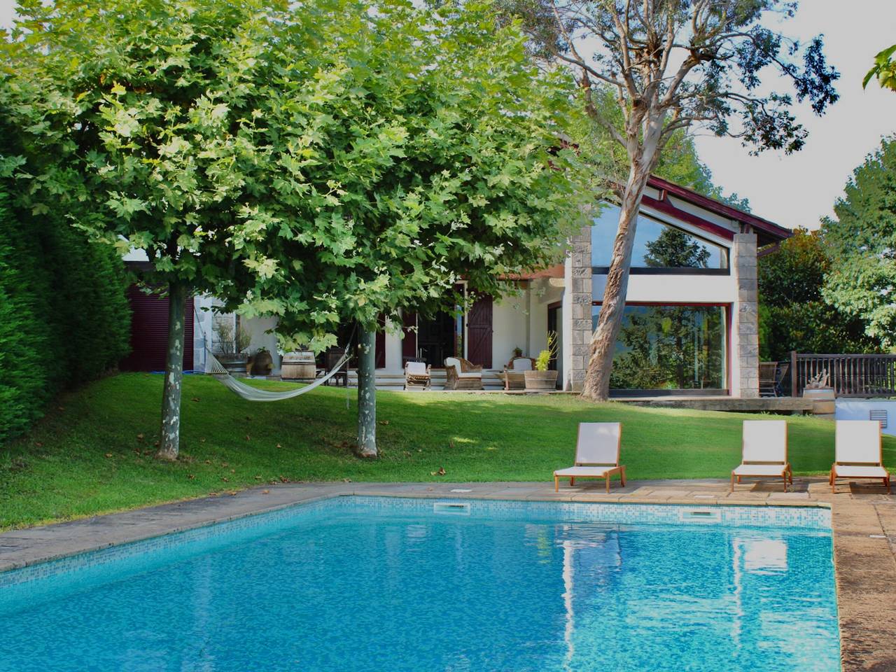 Somptueuse villa Basque avec vue sur la Rhune et grand jardin in Urrugne, Région de Bayonne
