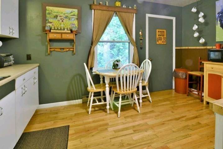 Cabin for 4 people, with terrace and hot tub in Fontana Lake