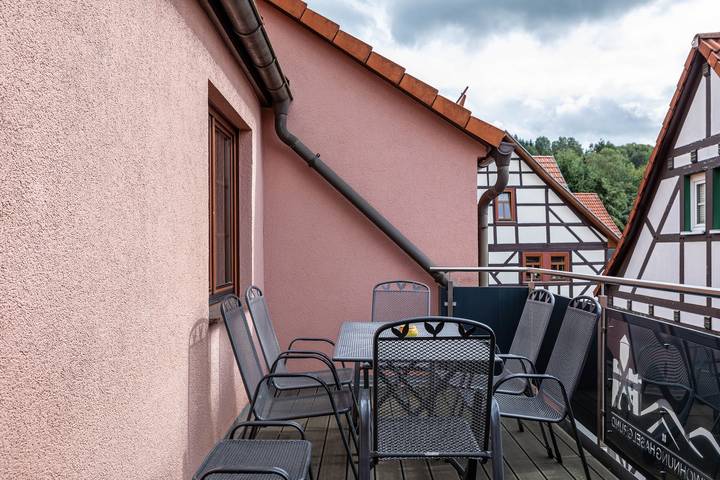 Ferienwohnung für 12 Personen, mit Balkon am Rennsteig - 2