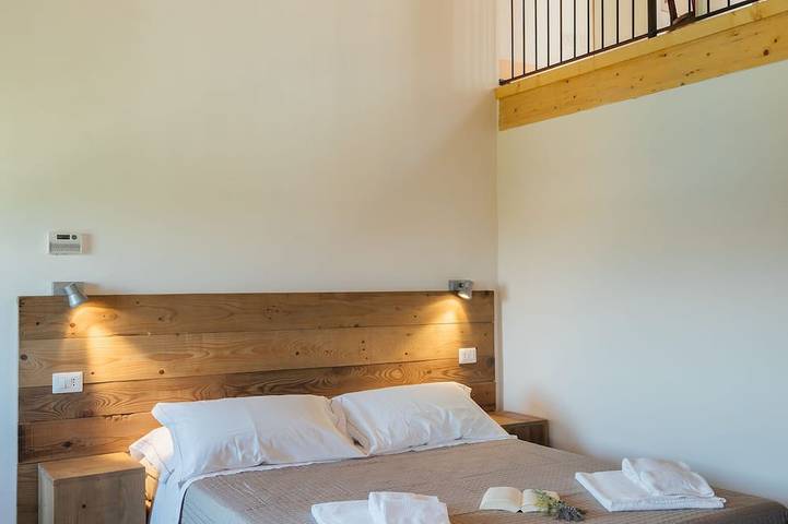 Quercia Wohnung, 210 qm mit Gemeinschaftspool in Santa Maria Nuova, Ancona Provinz