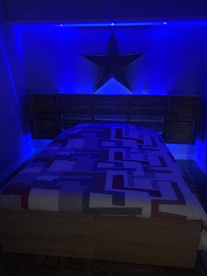 Chambre d’hôte pour 10 personnes, avec terrasse et jacuzzi ainsi que jardin et piscine dans le Nord-Pas-de-Calais - 3