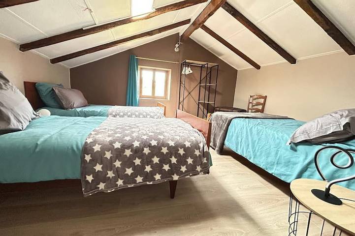 Location de vacances pour 5 personnes, animaux acceptés à Silhac - 2