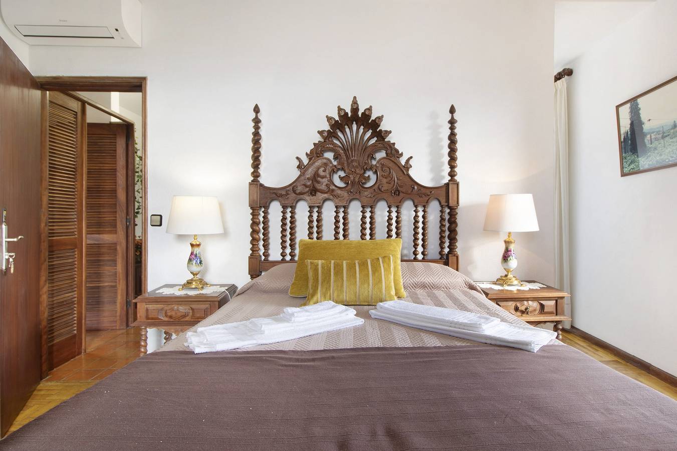 Quarto 'Quarto 2 - Casa Do Adro' com Vista para a Montanha, Wi-Fi e Ar Condicionado in Soajo, Gerês