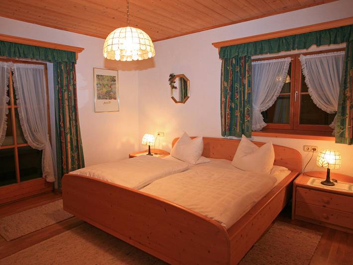 Ganze Ferienwohnung, Gästehaus Gschwendtner - Chiemgau Karte - Ferienwohnung 4 für 2 Personen mit Balkon, 27 qm, Küche, Wohnschlafraum in Inzell, Bayerische Alpen